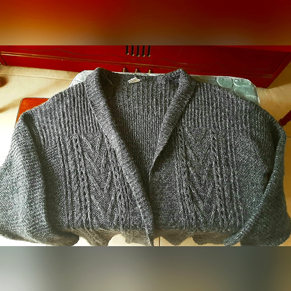 Faded Glory Charcoal Gray Cable-Knit Open Front Women’s Sweater